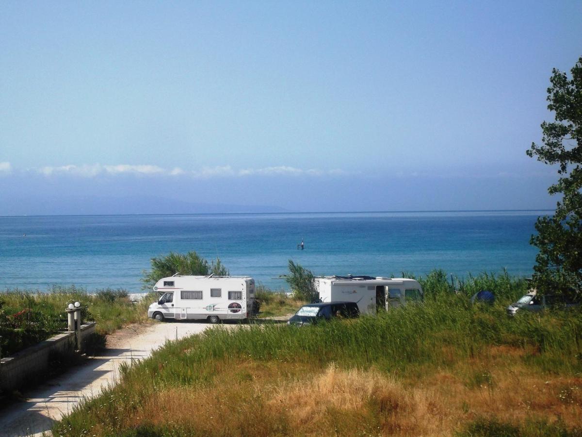 Calypso Luxury 3* Vasilikí